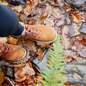 TEVA ARROWOOD LUX WP COGNAC BOOTS